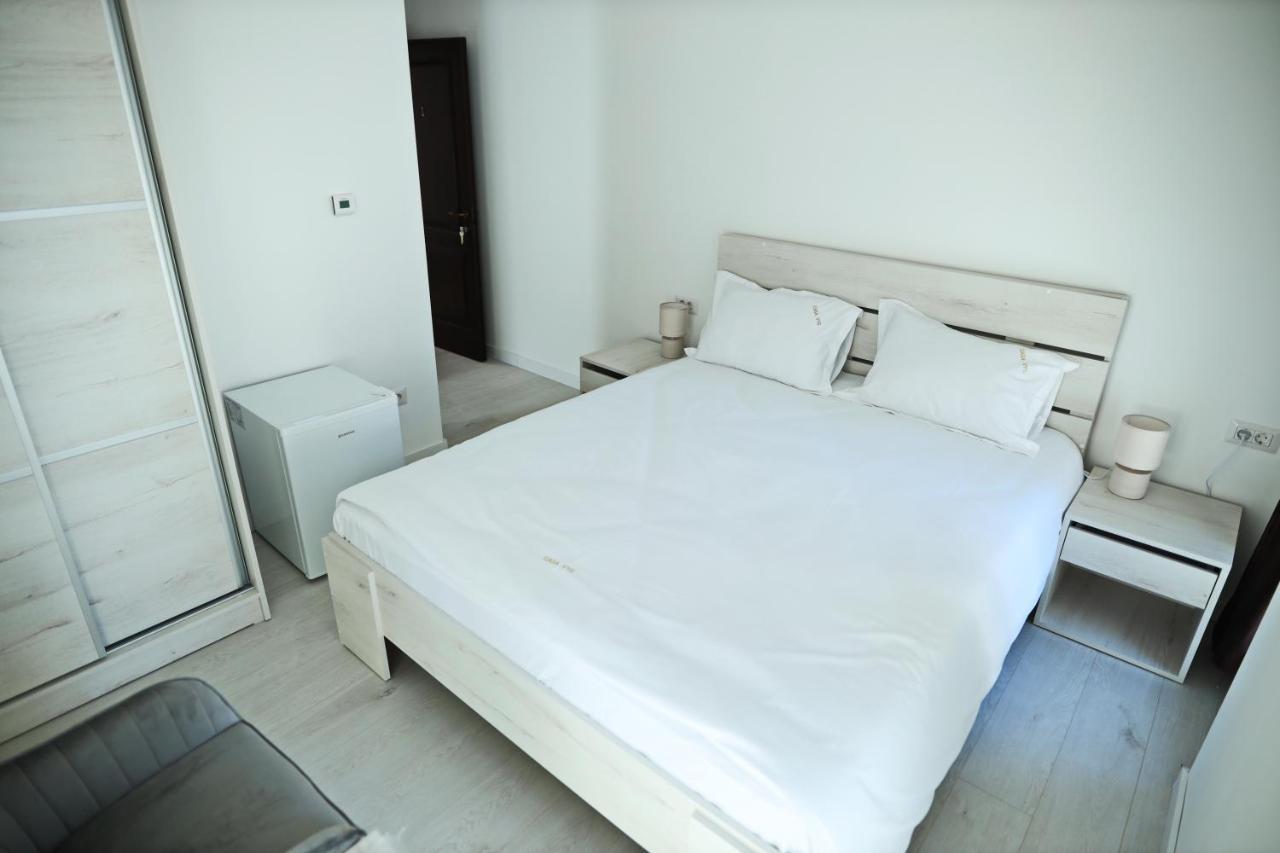 피테슈티 Casa Vys 아파트 외부 사진