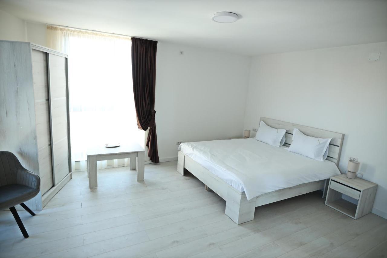 피테슈티 Casa Vys 아파트 외부 사진